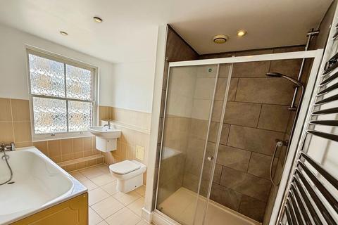 2 bedroom apartment to rent, Flagstaff Court, Canterbury CT1