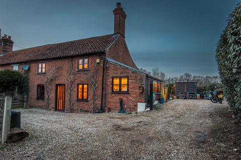 3 bedroom cottage for sale, Panxworth Road, South Walsham, NR13