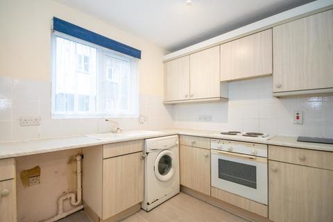 1 bedroom ground floor flat for sale, Granville Place, Pinner HA5