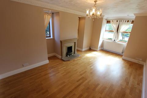 4 bedroom detached house to rent, Elizabeth Close, Blackpool FY3