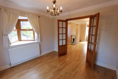 4 bedroom detached house to rent, Elizabeth Close, Blackpool FY3