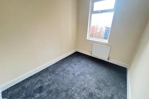 2 bedroom flat to rent, Glens Flats, High Pittington, Durham