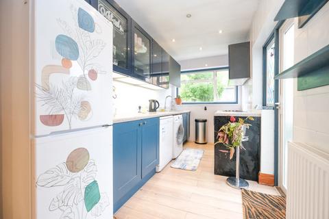 44 Brookmead Way, Orpington, BR5 2BG