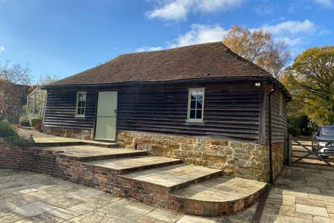 1 bedroom barn conversion to rent, Colwood Lane, Warninglid