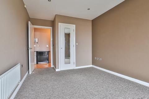 1 bedroom apartment for sale, Pitwines Close