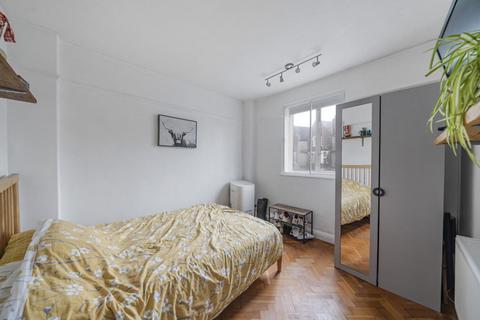 2 bedroom flat for sale, Tooting High Street, Tooting