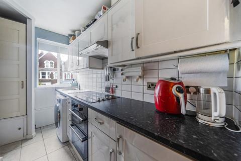 2 bedroom flat for sale, Tooting High Street, Tooting