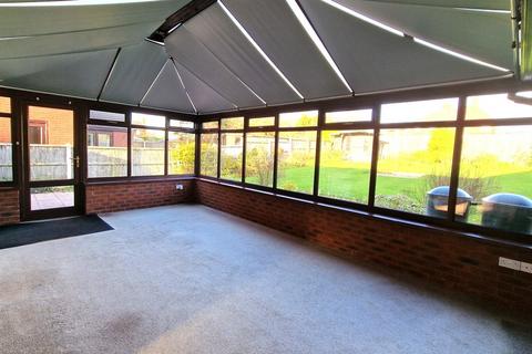 3 bedroom detached bungalow to rent, Corra Meadows, Calverhall, Whitchurch