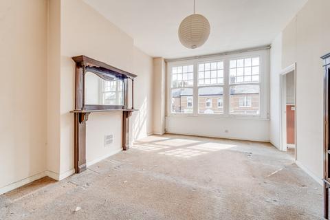 2 bedroom apartment for sale, Fairfield Road, London N8