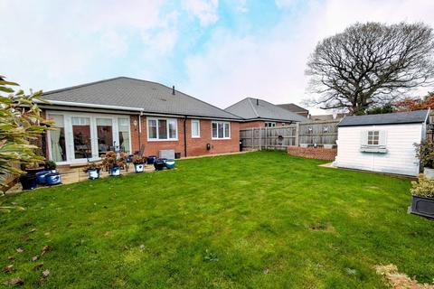 3 bedroom detached bungalow for sale, Acorn Drive, Ashbourne