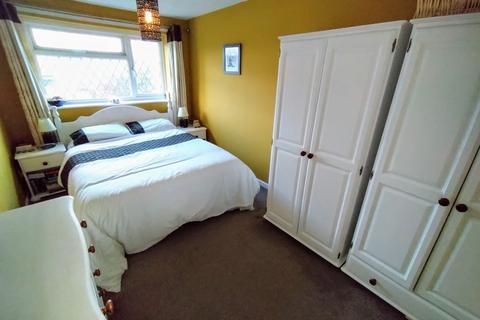 3 bedroom semi-detached house for sale, Regency Close, Talke Pits, Stoke-on-Trent