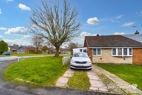 2 bedroom semi-detached bungalow for sale, Downfield Grove, Stafford