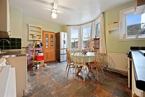 2 bedroom maisonette for sale, Claremont Road, Harrow