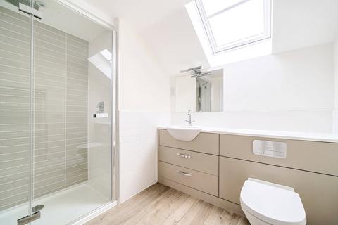 undefined, Portsmouth Road, Cobham, KT11