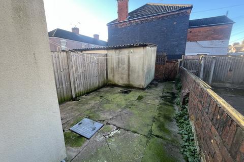 2 bedroom barn conversion to rent, Weatherill Street, Goole