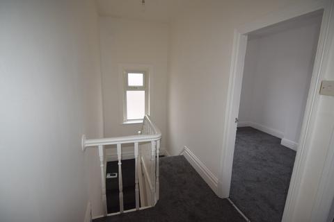 3 bedroom terraced house to rent, Crossland Road, Blackpool