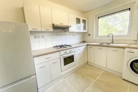 1 bedroom flat to rent, Champion Close, Leicester