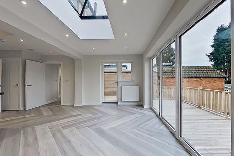 38 Meadowside Road, Sutton Coldfield, B74 4SJ
