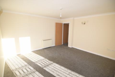 2 bedroom apartment to rent, Northumberland Avenue, Blackpool