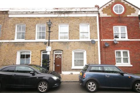 3 bedroom terraced house for sale, Baxendale  Street, Bethnal Green