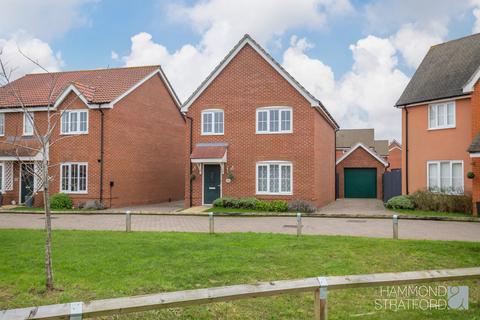 4 bedroom detached house for sale, Coachmaker Way, Hethersett