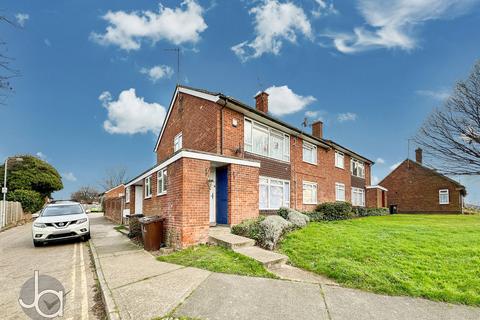 2 bedroom ground floor maisonette for sale, Hickory Avenue, Colchester