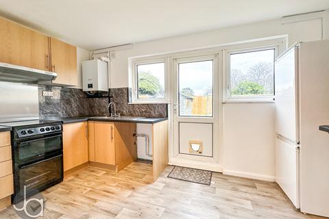 2 bedroom ground floor maisonette for sale, Hickory Avenue, Colchester