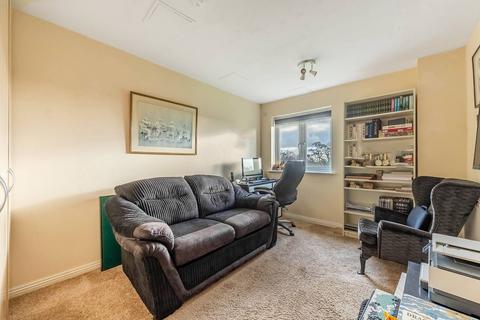 2 bedroom flat for sale, Lady Aylesford Avenue, Stanmore, HA7