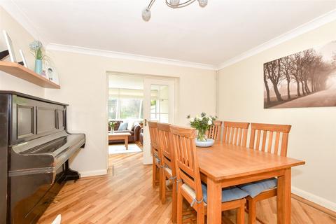 4 bedroom semi-detached house for sale, Theydon Close, Crawley, West Sussex