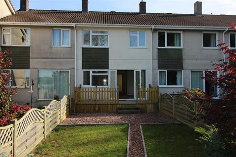 3 bedroom terraced house to rent, Rashleigh Avenue, Saltash