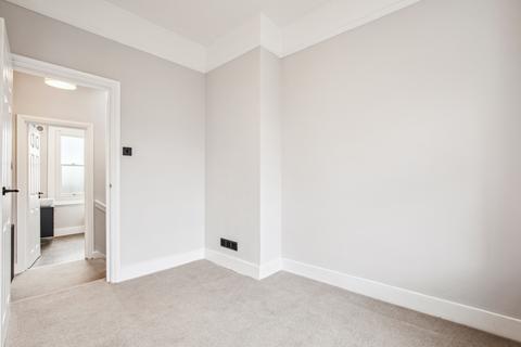 1 bedroom flat to rent, Church Road, Barnes, London