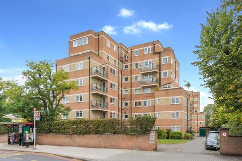 2 bedroom flat to rent, Upper Richmond Road, London, Putney