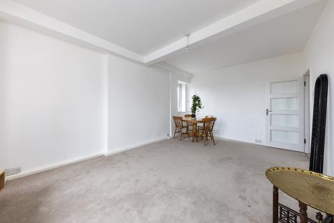 2 bedroom flat to rent, Upper Richmond Road, London, Putney