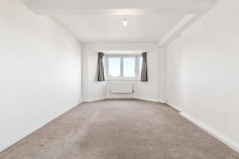 2 bedroom flat to rent, Upper Richmond Road, London, Putney