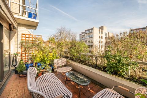 2 bedroom maisonette for sale, Kendal Steps, St. Georges Fields, Hyde Park, London