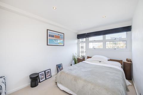 2 bedroom maisonette for sale, Kendal Steps, St. Georges Fields, Hyde Park, London