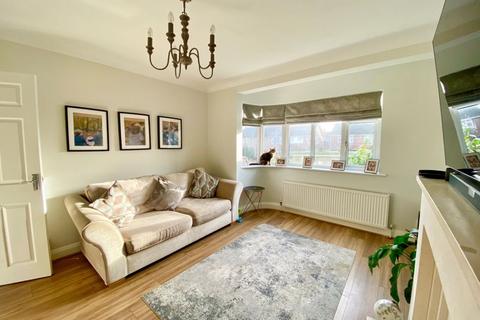 4 bedroom semi-detached house for sale, Beechway, Bexley