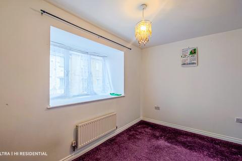 2 bedroom terraced house to rent, Martins Place, West Thamesmead, SE28 )LG