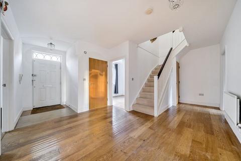 3 Oscar Close, Purley, CR8 2LU