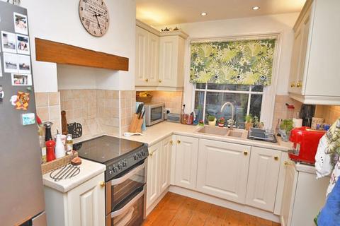 3 bedroom semi-detached house for sale, Penenden Heath, MAIDSTONE, ME14 2AJ