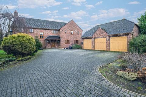 5 bedroom detached house for sale, Hanbury House, Upper Longdon, WS15 1QG