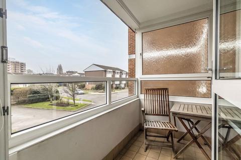 2 bedroom flat for sale, Blount Road, Portsmouth