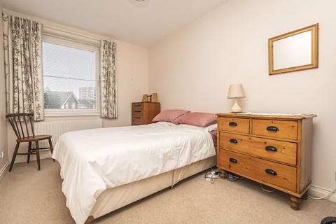 2 bedroom flat for sale, Blount Road, Portsmouth