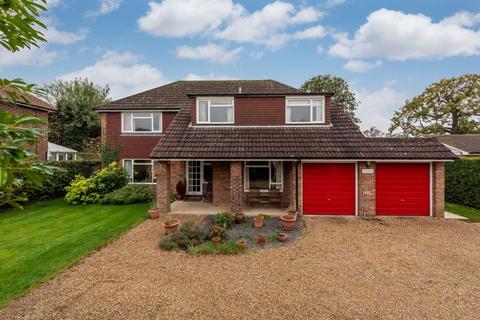 4 bedroom detached house for sale, West Horsley