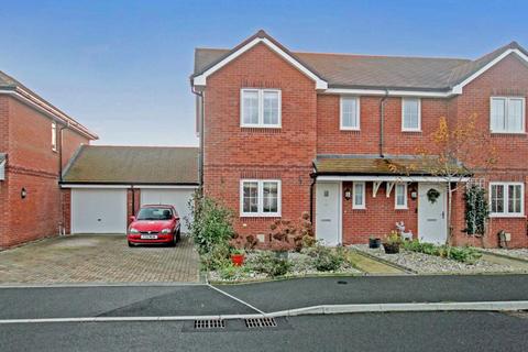 3 bedroom semi-detached house for sale, Caspars Way, Fordingbridge SP6