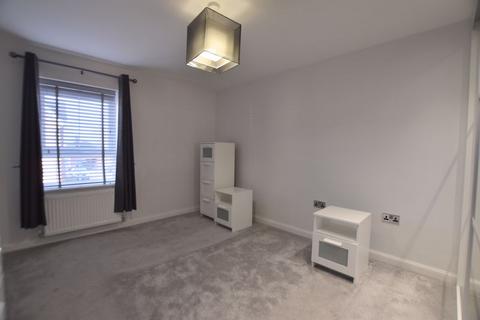 2 bedroom property for sale, Aquitania Close, Milton Keynes