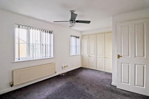 3 bedroom end of terrace house to rent, Ascot Grove, Basildon