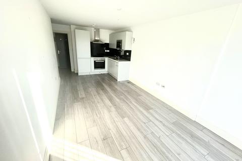 1 bedroom apartment to rent, Flat, CO10