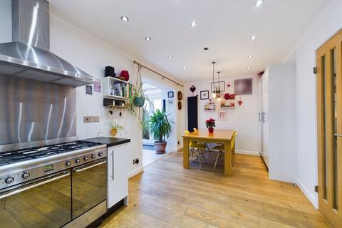 8 Rame Croft, Rame Cross, Penryn, TR10 9NB