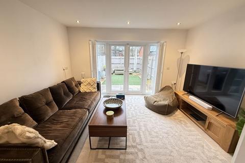 2 bedroom terraced house for sale, Chequers Avenue, High Wycombe HP11